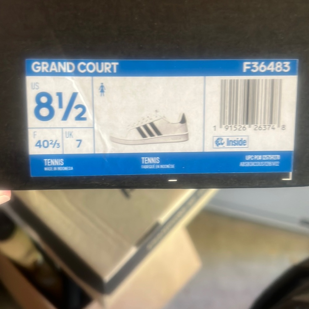 Adidas grand court womens show worn 2 times